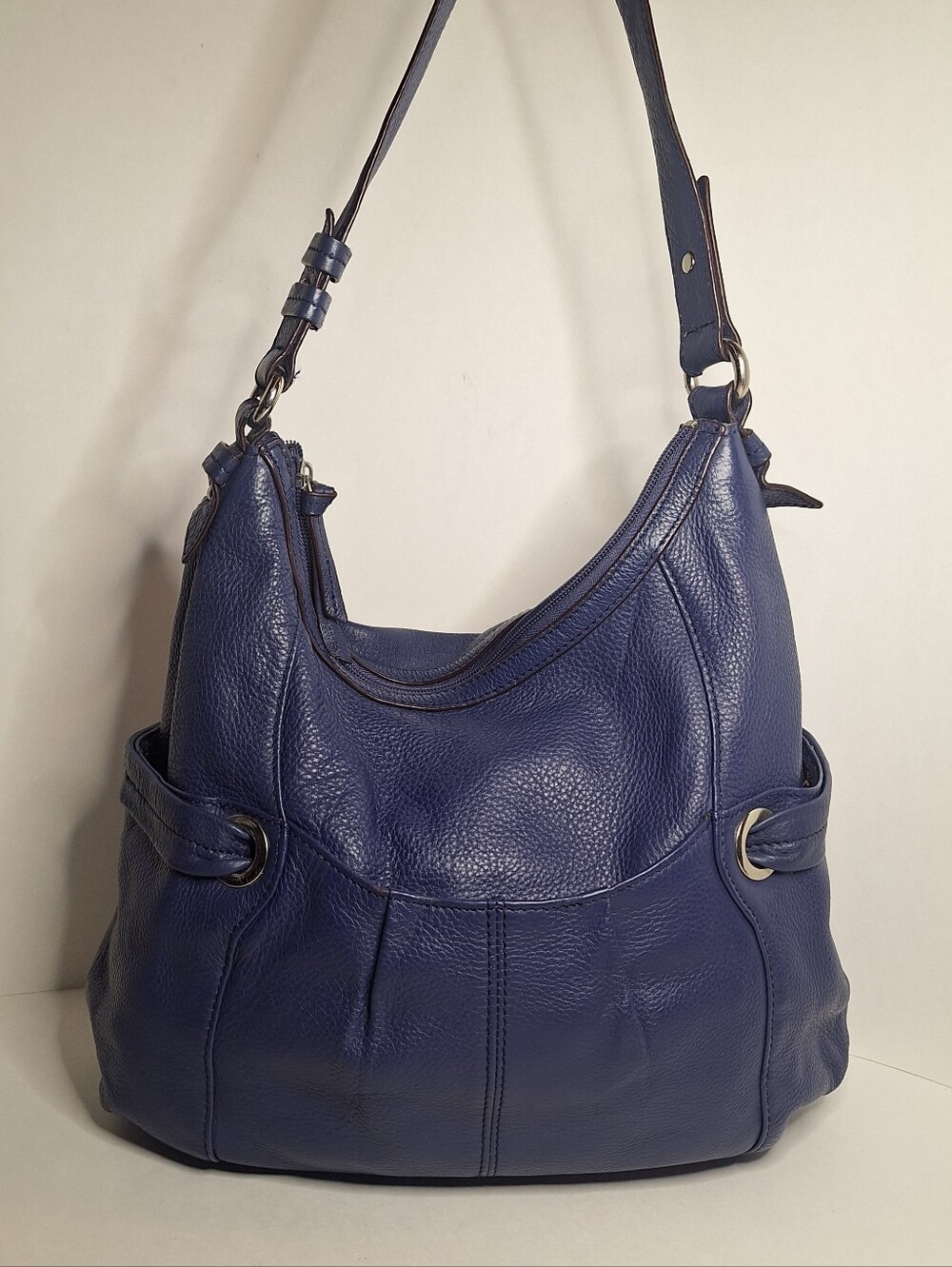 Tignanello Deep Blue Large Hobo Bag Slouch Outer Pockets Hang Tag Classic Hobo